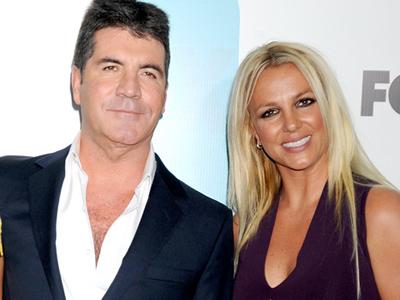 Simon Cowell Dibuat Bingung Britney Spears